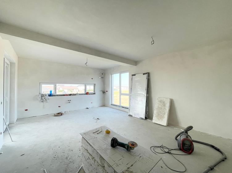 Apartament cu 3 camere decomandat în Moșnița Veche
