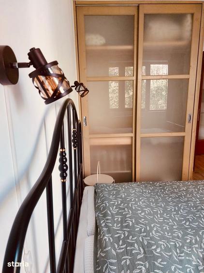 Apartament cu 2 camere semidecomandat în P-ța Muncii