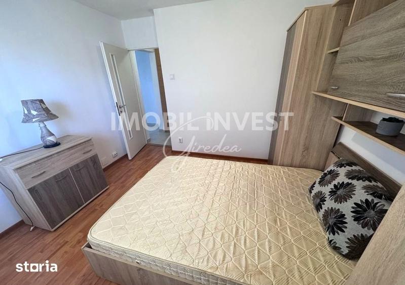 Apartament cu 2 camere decomandat în Tolstoi