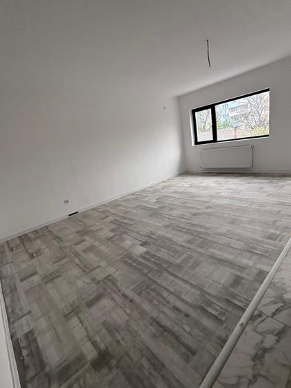 Apartament cu 2 camere semidecomandat în Prelungirea Ferentari