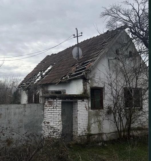 Casă cu Teren 1388 Mp în Răpsig