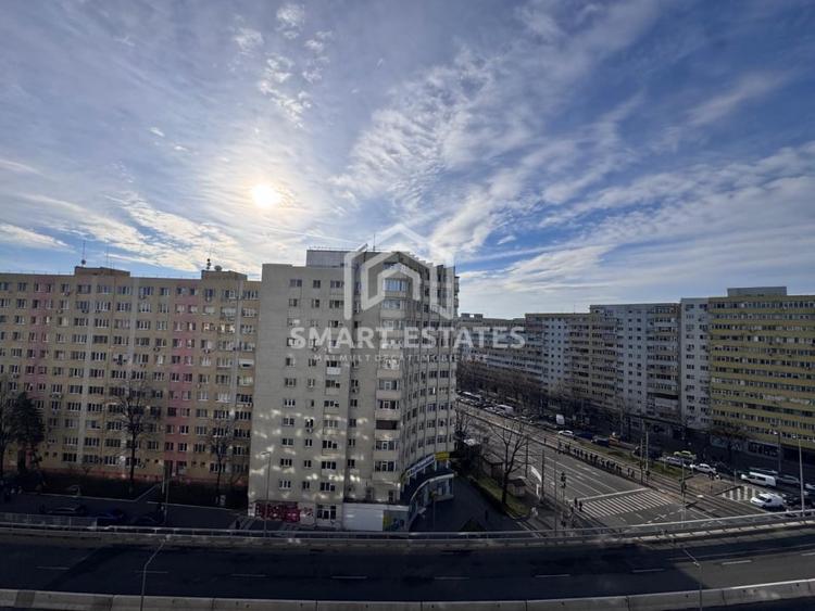 Apartament cu 3 camere decomandat, mobilat în Colentina