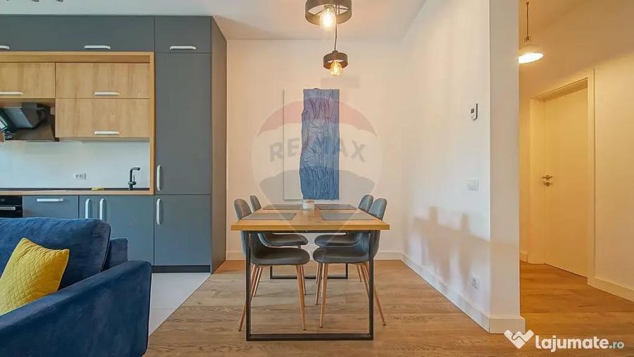 Apartament cu 3 camere decomandat în Drumul Poienii