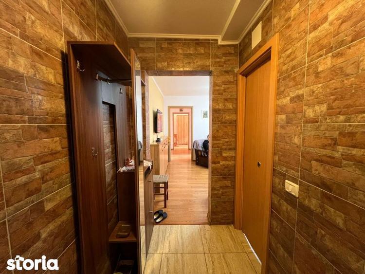 Apartament cu 3 camere, mobilat în Tomis Nord