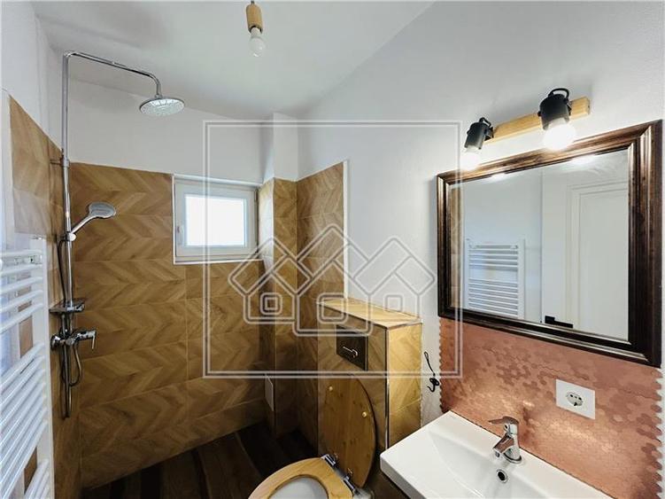Duplex cu 4 camere cu Canalizare în Daia