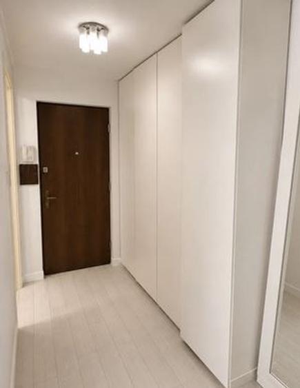 Apartament cu 2 camere semidecomandat, mobilat în Tineretului