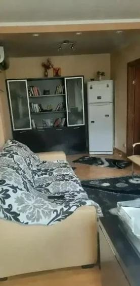 Apartament cu 2 camere semidecomandat, mobilat în Obor