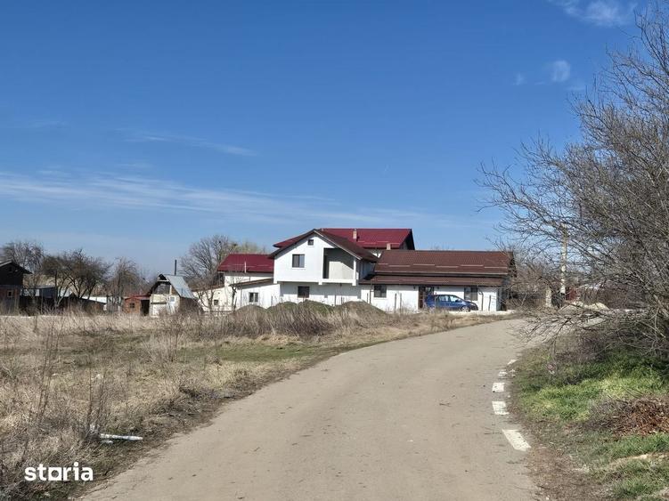 Teren de 1663 mp, în Ulmi