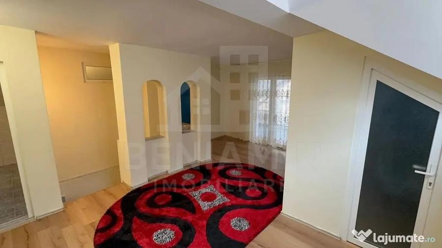 Casă cu 4 camere cu Teren 600 Mp în Central