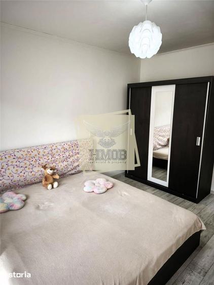 Apartament cu 3 camere, mobilat în Central