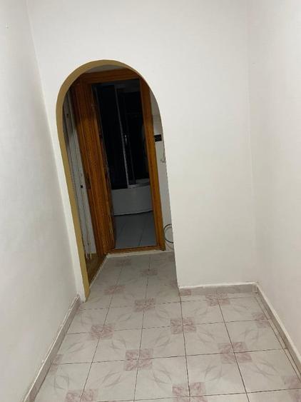 Apartament cu 2 camere decomandat în Călărași