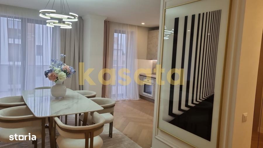 Apartament cu 4 camere în Tei