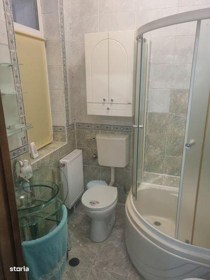 Casă cu 3 camere cu Teren 120 Mp în Central