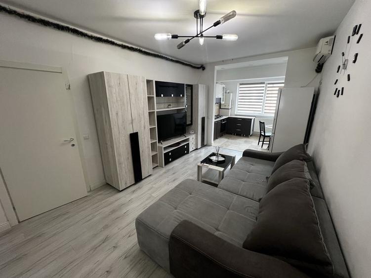 Apartament cu 2 camere semidecomandat în Timișoara