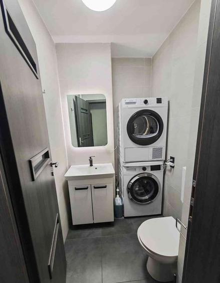 Apartament cu 4 camere decomandat în Crângași