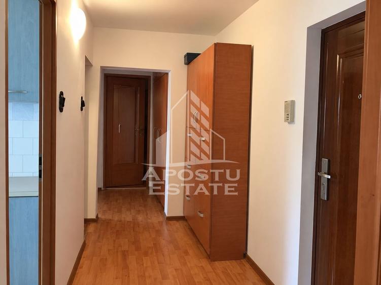 Apartament cu 2 camere decomandat, mobilat în Steaua