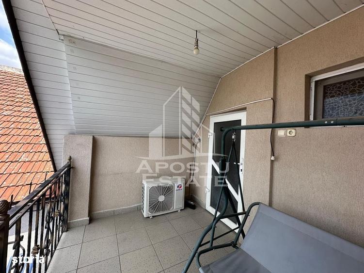 Casă cu 4 camere în Central