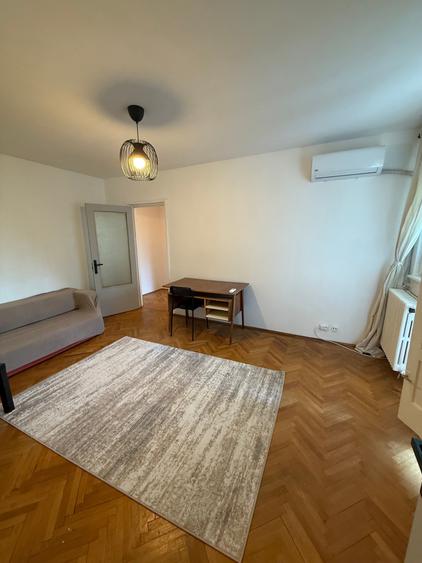 Apartament cu 2 camere semidecomandat în Drumul Taberei