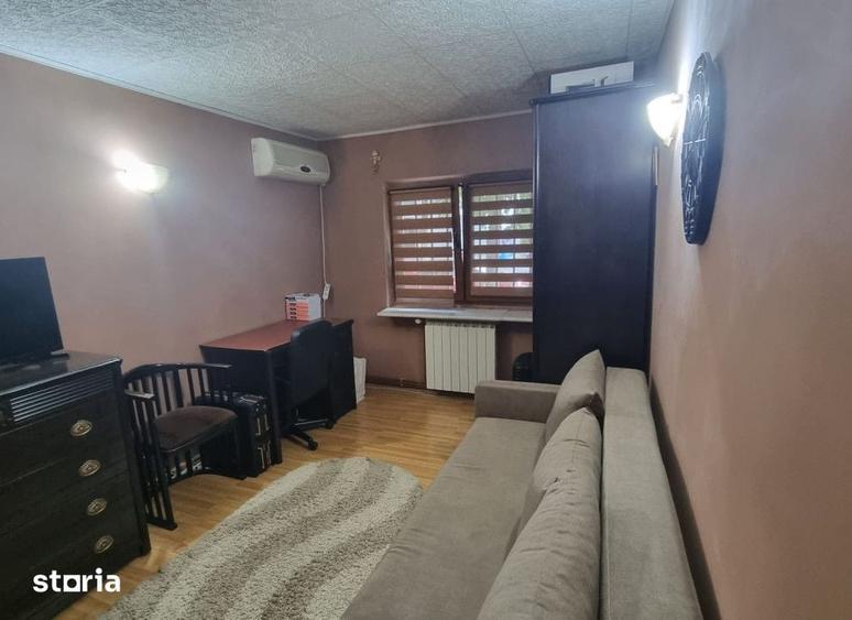 Apartament cu 4 camere în Nicolina