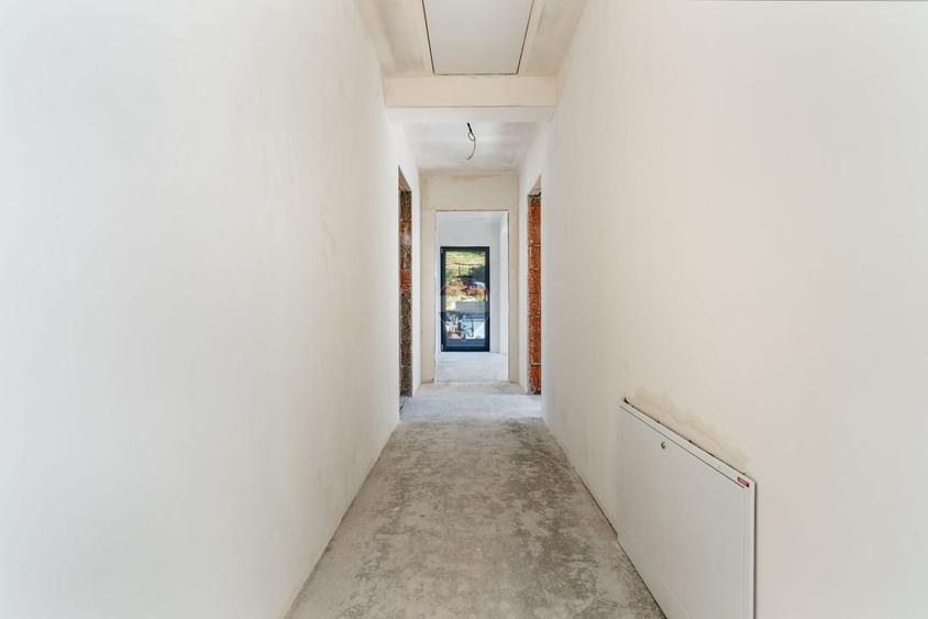 Duplex cu 6 camere cu Teren 400 Mp în Sud