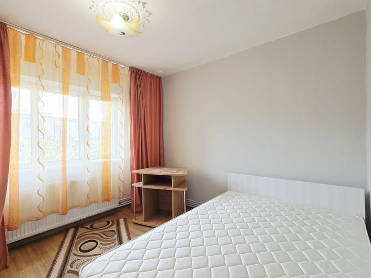 Apartament cu 2 camere decomandat în Țiglina 3