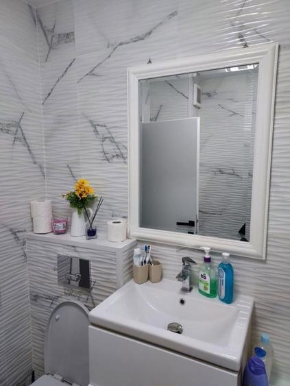Apartament cu 3 camere decomandat în Găvana