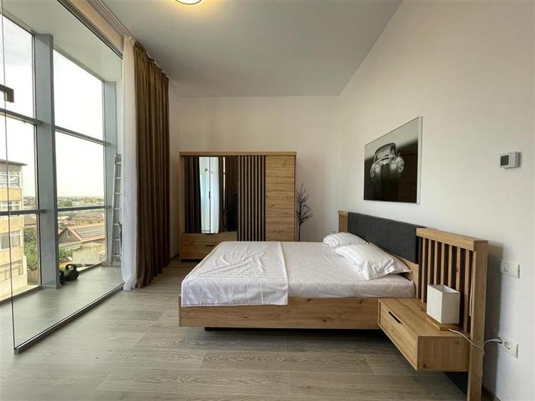 Apartament cu 4 camere nedecomandat în Babadag