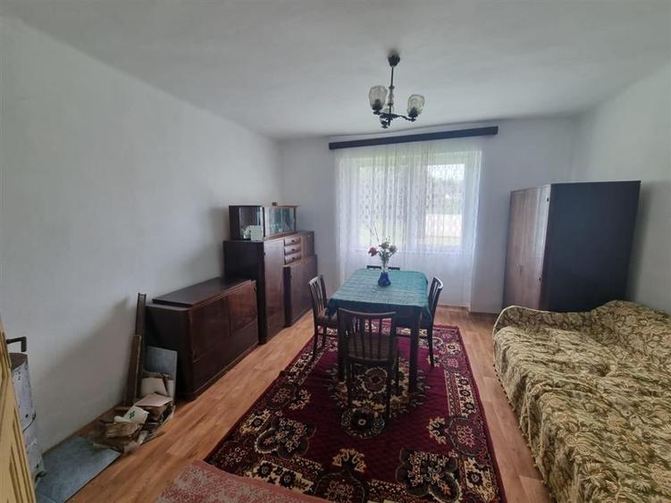 Casă individuală cu 4 camere cu Teren 720 Mp în Jibert