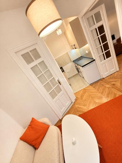Prima inchiriere apartament cu 2 camere in vila cu caracter din perioada interbe