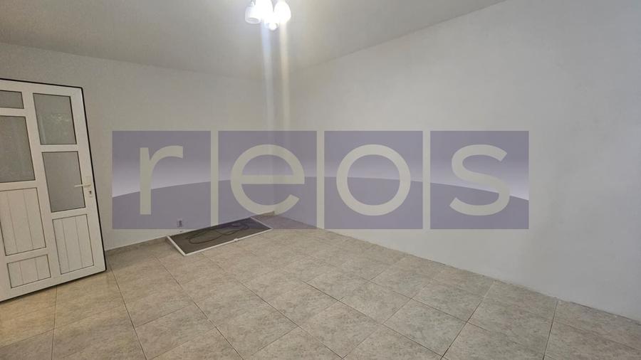 Apartament cu 2 camere decomandat în Valea Ialomiței