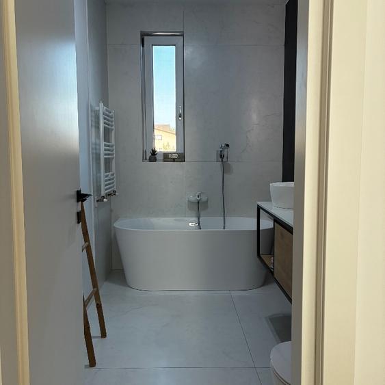 Casă individuală cu 5 camere cu Garaj în Corbeanca