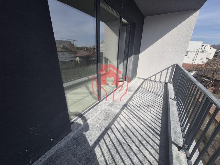 Apartament cu 2 camere semidecomandat în Eminescu