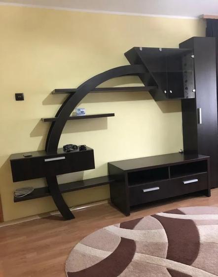 Apartament cu 2 camere decomandat în Nicolina
