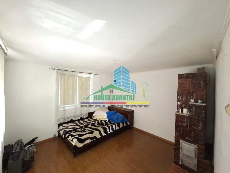 Casă cu 3 camere cu Teren 4400 Mp în Vulturu
