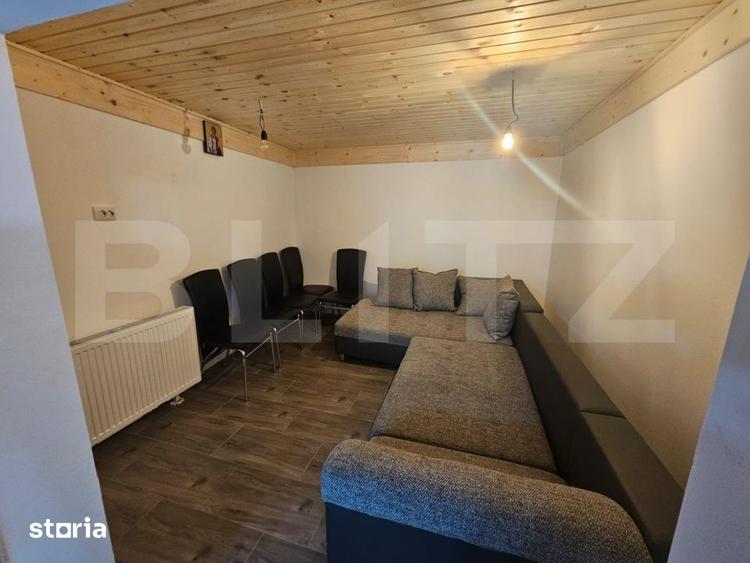 Casă cu 6 camere cu Teren 1565 Mp în Vadu Moților