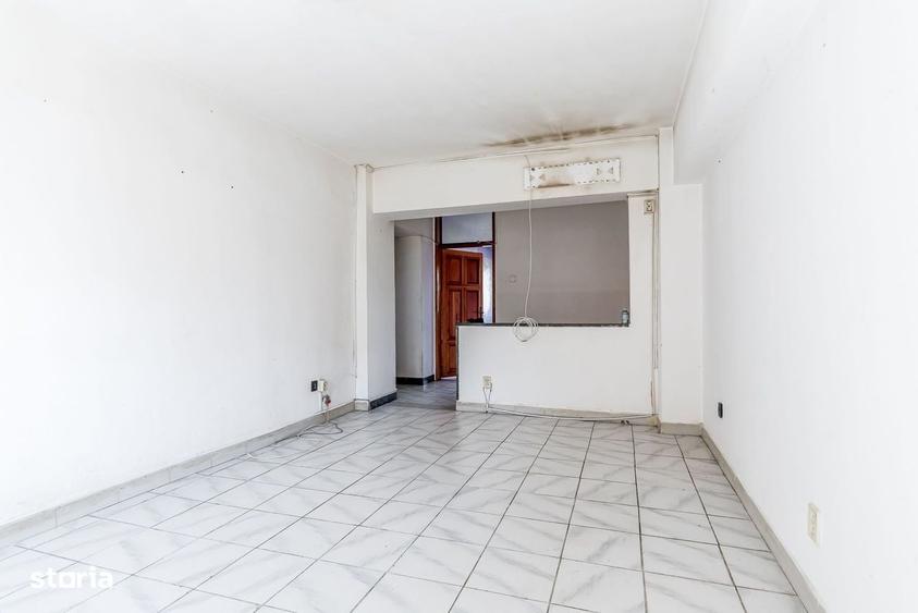 Apartament cu 4 camere decomandat în Aurel Vlaicu