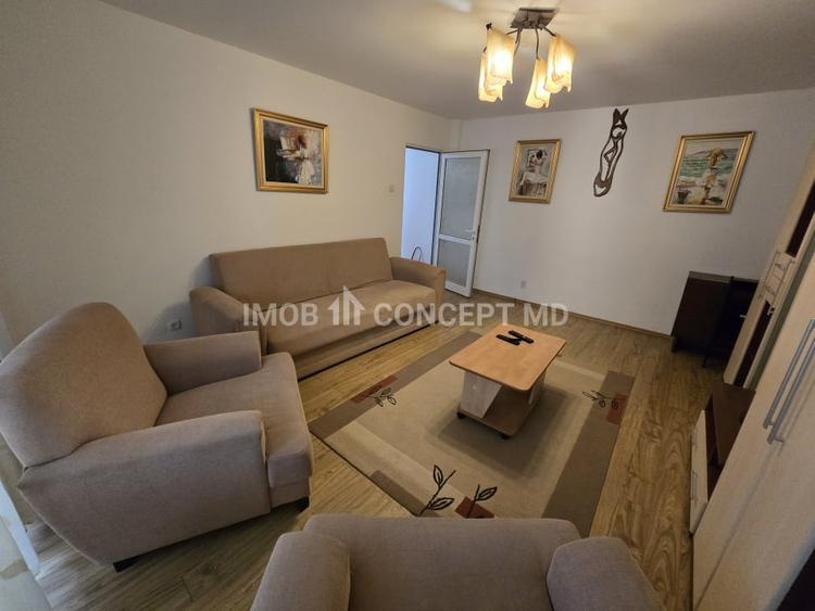 Apartament cu 3 camere decomandat, mobilat în Central