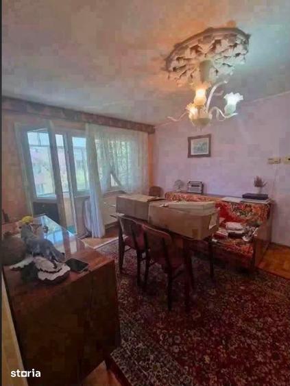 De vanzare apartament cu 3 camere ?i balcon, etajul 2, Pret : 64500e - 7