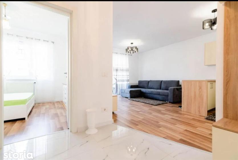 Apartament cu 2 camere decomandat în Aeroport