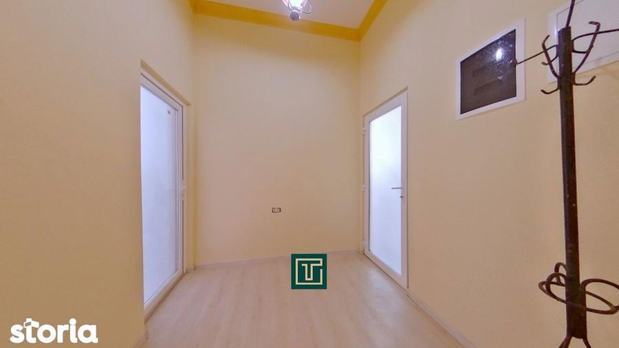 Apartament cu 2 camere semidecomandat, mobilat în Central