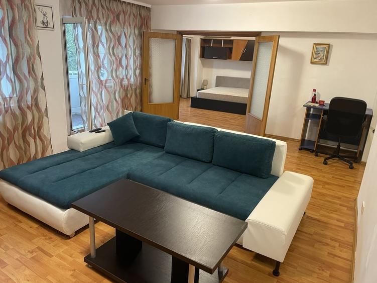 Apartament cu 3 camere decomandat în Unirii
