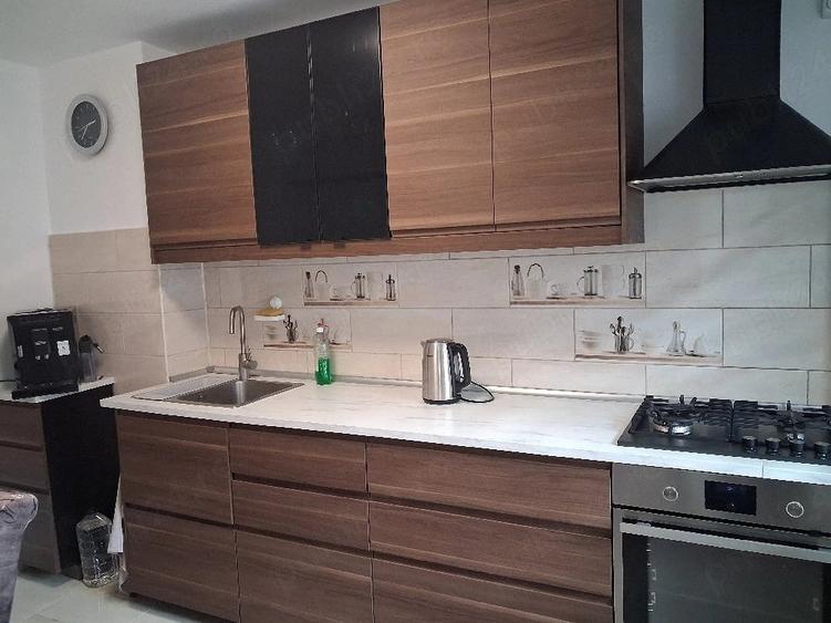Apartament cu 2 camere decomandat în Exterior Vest