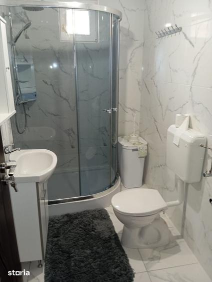 Casă cu 7 camere cu Teren 864 Mp în Gai
