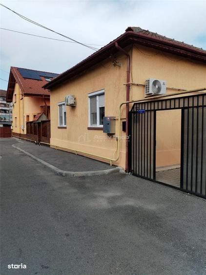 Casă cu 4 camere în Aurel Vlaicu