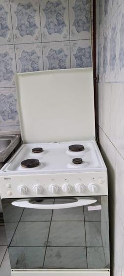 Apartament cu 3 camere decomandat, mobilat în Nicolina
