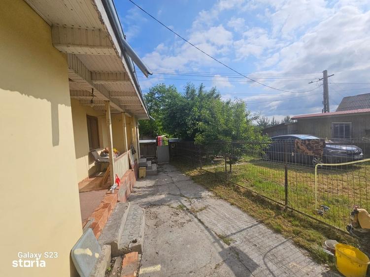 Casă cu 4 camere în Păstrăveni