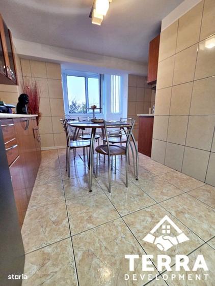 Apartament cu 3 camere în Faleza Nord