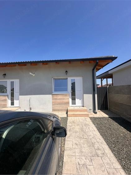 Apartament cu 2 camere decomandat în Moșnița Veche