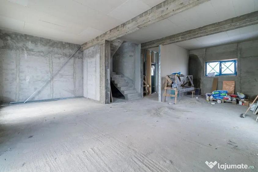 Casă cu 4 camere cu Teren 409 Mp în Corbeanca