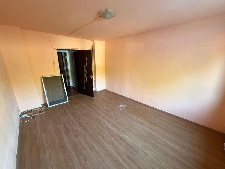 Apartament cu 2 camere decomandat în Iris